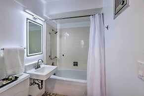 Airy Apt Situated in the Coosa River Area!