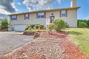 Chic Apple River Escape w/ Fire Pit!