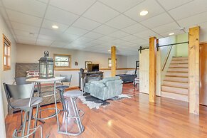 Chic Apple River Escape w/ Fire Pit!