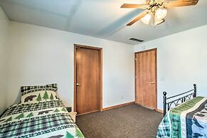 Chic Apple River Escape w/ Fire Pit!