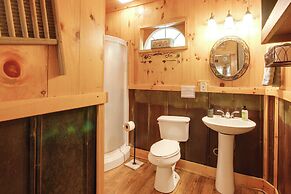 Mountain-view Appalachian Escape: Bike Trails!