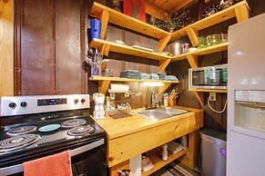 Mountain-view Appalachian Escape: Bike Trails!