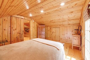 Mountain-view Appalachian Escape: Bike Trails!