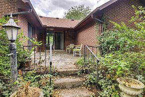 Retro Ohio Home on 1-acre Property