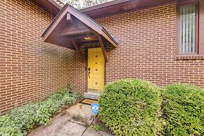 Retro Ohio Home on 1-acre Property