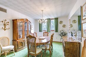 Retro Ohio Home on 1-acre Property