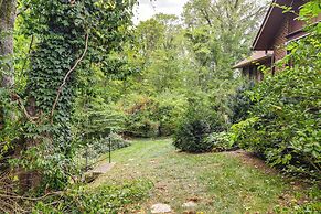 Retro Ohio Home on 1-acre Property