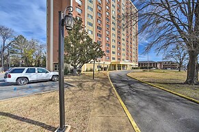 Ideally Located Studio w/ Off-street Parking!