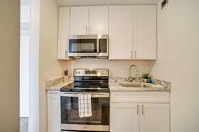 Bright Gadsden Apartment ~ 10 Mi to Dive Land Park