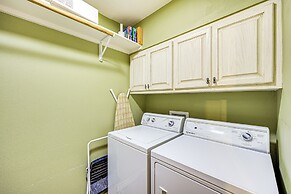Del Rio Home w/ Large Yard, BBQ + Fireplace!