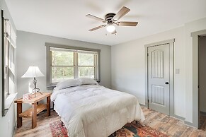 Charming Creedmoor Retreat Near Falls Lake!