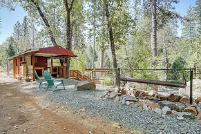 Mtn-view Gem: Deck, Grill & Fire Pit in West Point