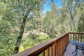 Mtn-view Gem: Deck, Grill & Fire Pit in West Point