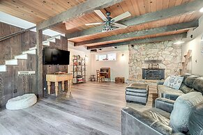 Mtn-view Gem: Deck, Grill & Fire Pit in West Point