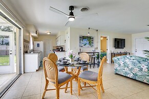 Venice Home w/ Fenced Yard: 4 Mi to Beach!