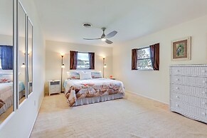 Venice Home w/ Fenced Yard: 4 Mi to Beach!