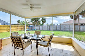 Venice Home w/ Fenced Yard: 4 Mi to Beach!