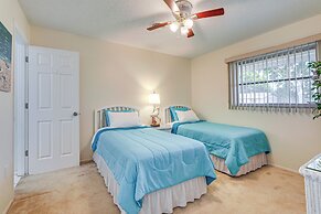 Venice Home w/ Fenced Yard: 4 Mi to Beach!
