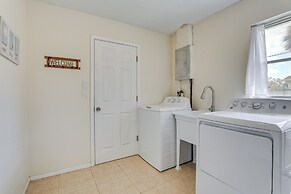 Venice Home w/ Fenced Yard: 4 Mi to Beach!