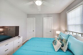 Charming Hampton Home Near Downtown & Beaches!