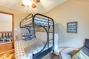 Cozy Clear Lake Home - Walk to Town & Boat Dock!