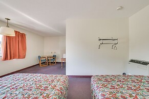 Lake City Studio: Walk to Engelwood Beach & Town