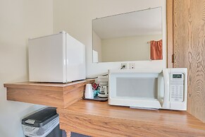 Lake City Studio: Walk to Engelwood Beach & Town