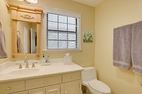 Lakefront Lineville Retreat w/ Private Dock!