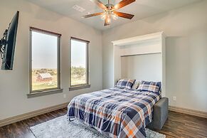 Elegant 'sunset Meadow Ranch' in Texas w/ Hot Tub