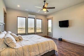 Elegant 'sunset Meadow Ranch' in Texas w/ Hot Tub