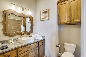 Elegant 'sunset Meadow Ranch' in Texas w/ Hot Tub