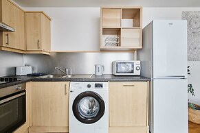 Host Stay Apartment 007