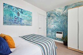 Host Stay Apartment 007