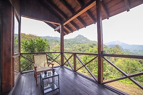 Triptych by Xplore Indo