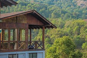 Triptych by Xplore Indo