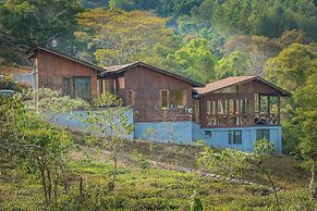 Triptych by Xplore Indo