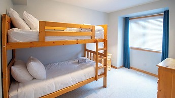 Stone Creek Chalet by Fernie Lodging CO