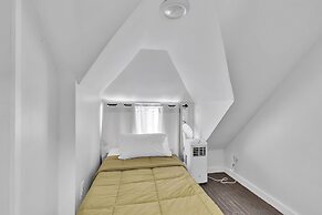 Brikctoria 1100 5 Bedroom Home
