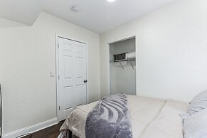 Brikctoria 1100 5 Bedroom Home