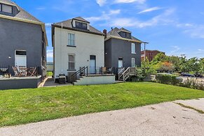 Brikctoria 1102 3 Bedroom Home