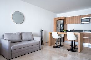Menesse Studio 1 Bedroom Home