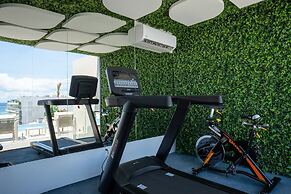 Menesse Studio 1 Bedroom Home