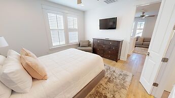 Seaside Serenity 5 Bedroom Home