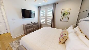 Seaside Serenity 5 Bedroom Home