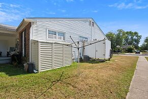 Cozy 2br Condo - Beachside Bliss With Yard Space 2 Bedroom Condo