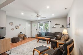 Cozy 2br Condo - Beachside Bliss With Yard Space 2 Bedroom Condo