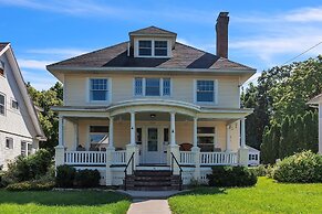Cozy Trotter 4 Bedroom Home