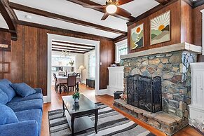 Cozy Trotter 4 Bedroom Home
