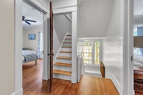 Cozy Trotter 4 Bedroom Home