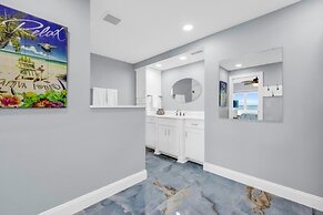 Sunset Captiva Bayside 204 2 Bedroom Condo